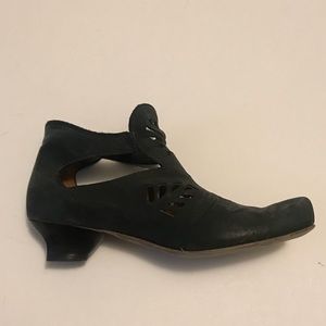 Vintage Think Leather Booties size 6
